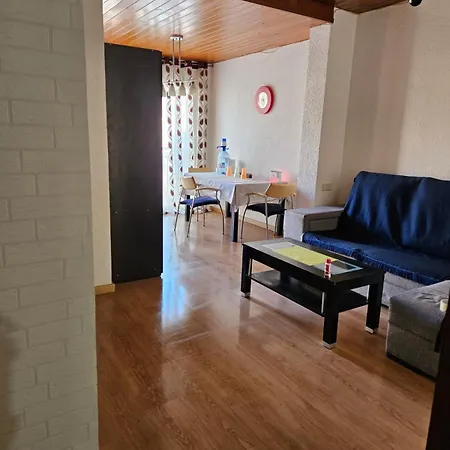 Sagrera Nino House Hotel a capsule